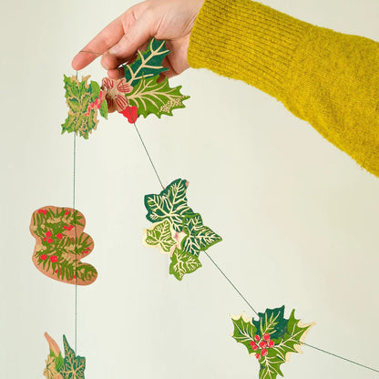 Holly and Ivy Garland